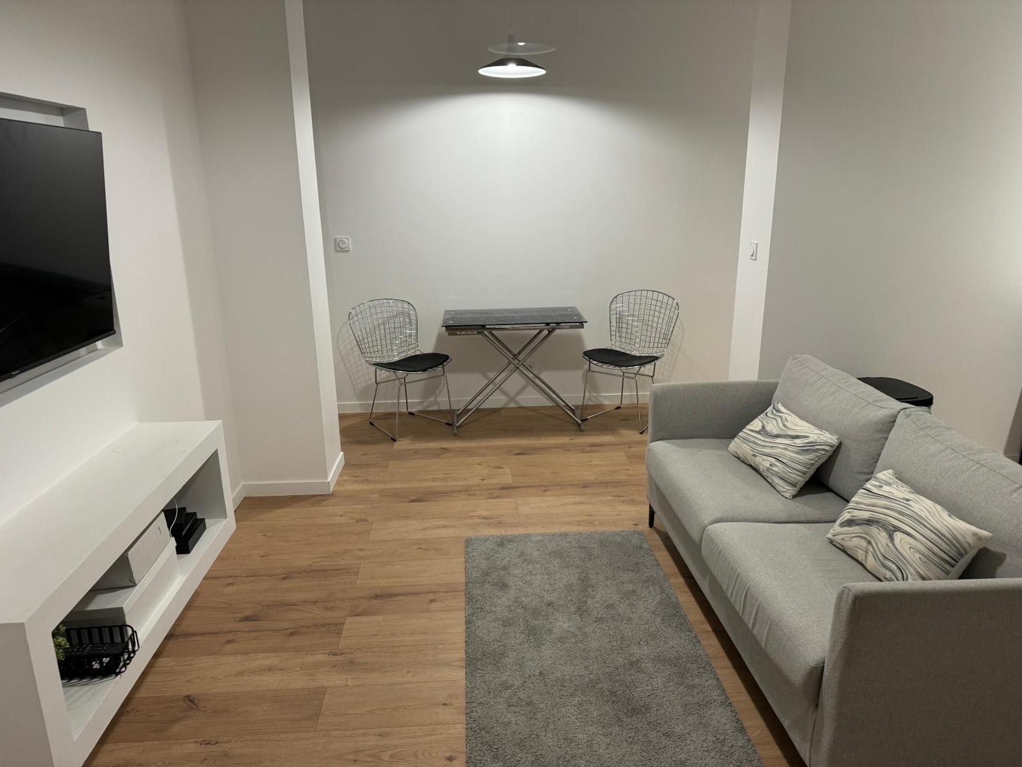Appartement IX - Haut Standing Proche Luxembourg Et Cattenom Nilvange Exteriör bild